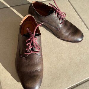 Pikolino brogues in sweet condition